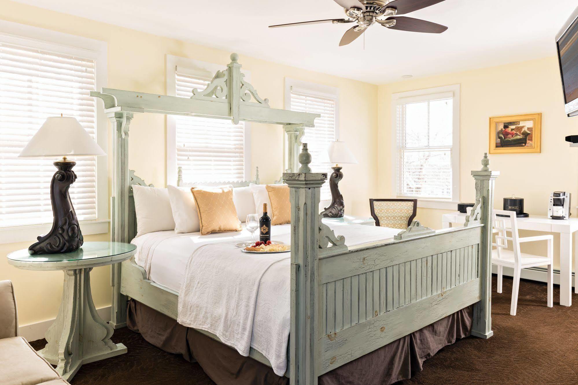 Brass Key Guesthouse Adults Only Provincetown Exteriör bild