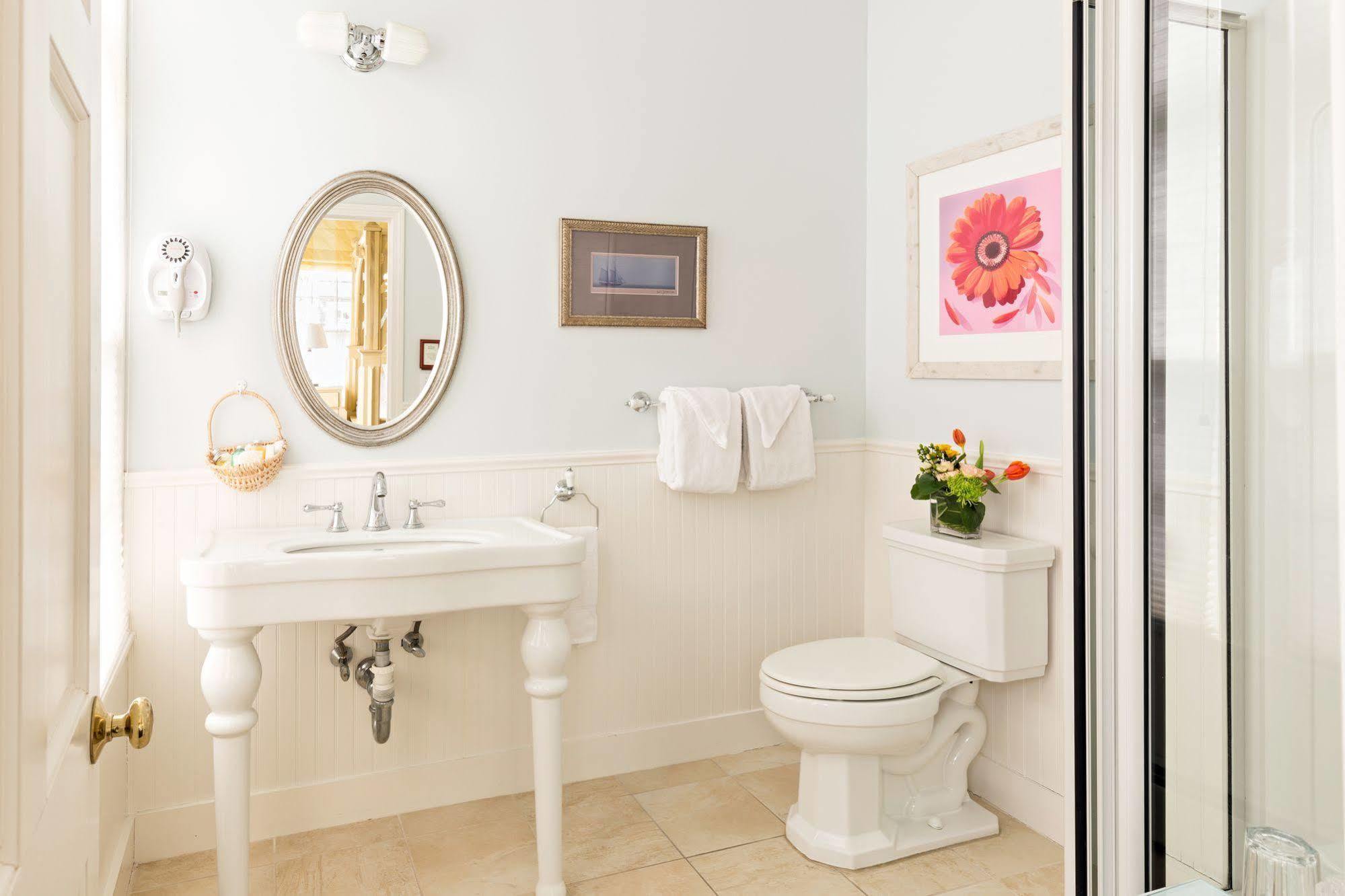 Brass Key Guesthouse Adults Only Provincetown Exteriör bild